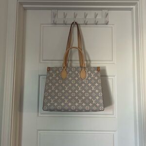 Flawed LV Gray and Tan Women's Tote Bag